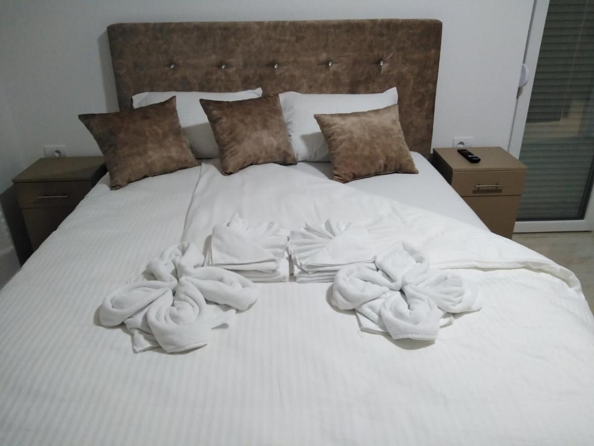 Apartmani Marija Vrdnik Bagian luar foto