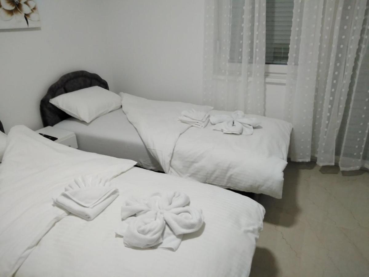 Apartmani Marija Vrdnik Bagian luar foto