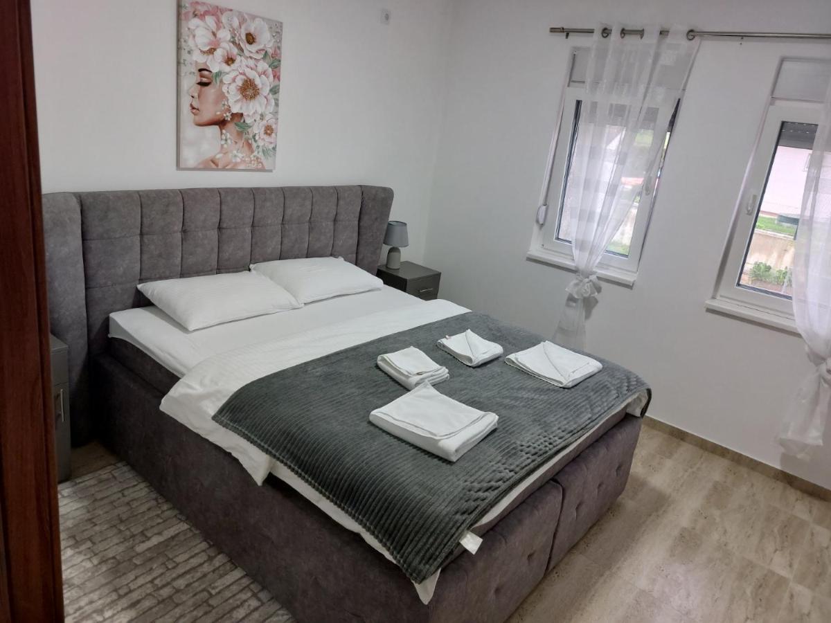 Apartmani Marija Vrdnik Bagian luar foto