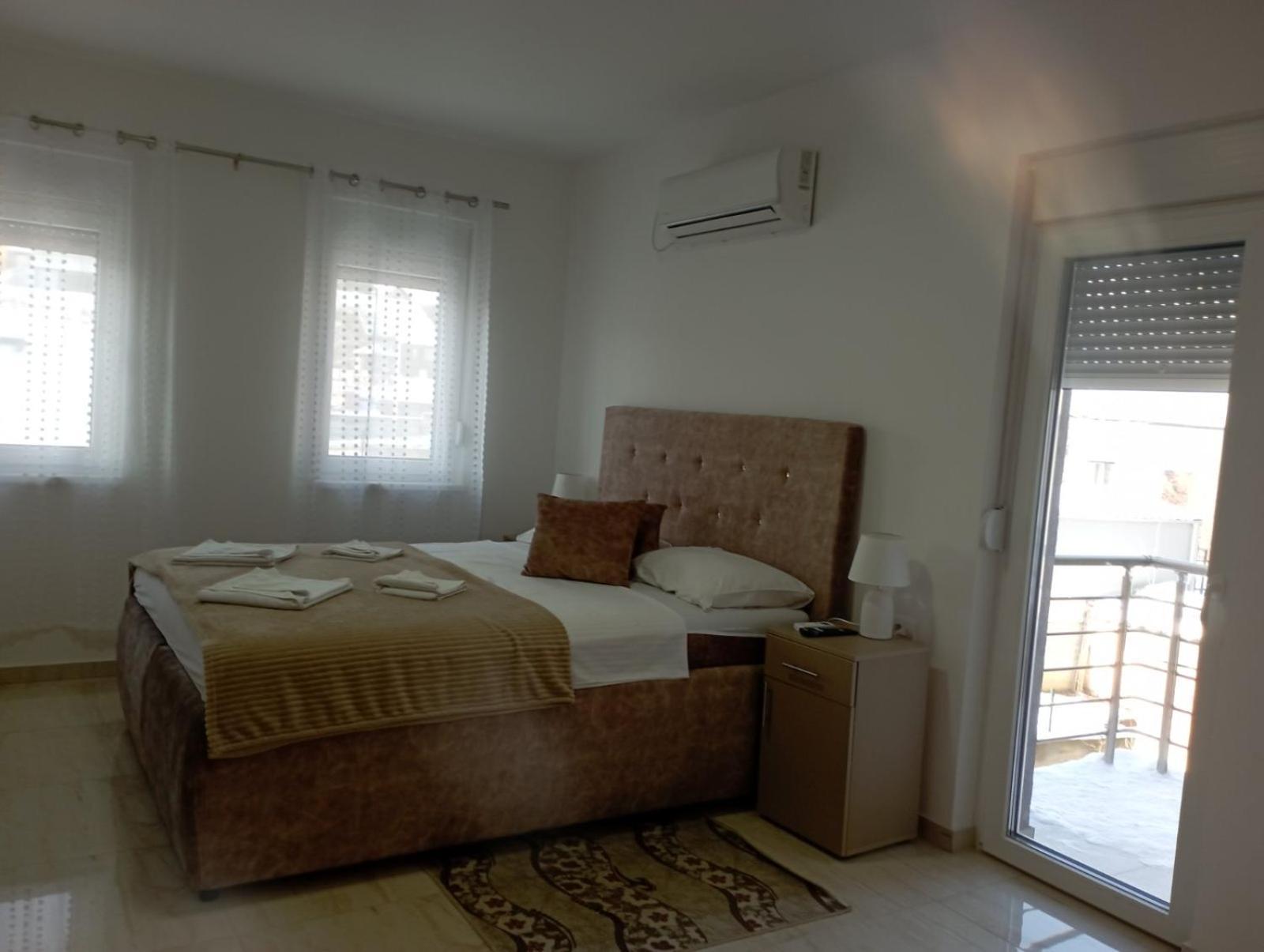 Apartmani Marija Vrdnik Bagian luar foto